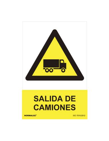 Señal peligro "salida de camiones" (pvc 0.7mm) 30x40cm